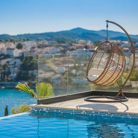 Villa Pearl Villas *