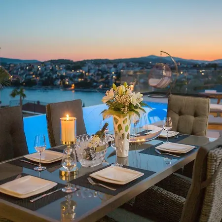 Villa Pearl Villas Traù