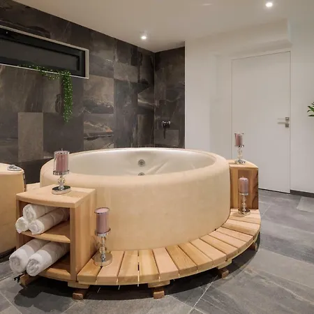 Pearl Villas Traù