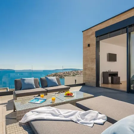 Pearl Villas *
