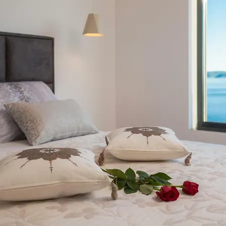 Villa Pearl Villas *