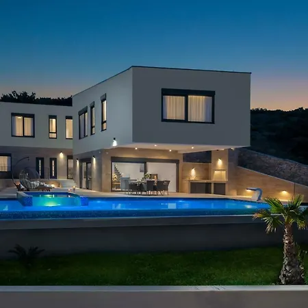 Villa Pearl Villas Traù