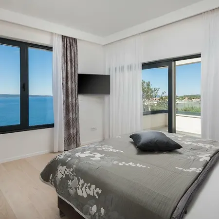 Villa Pearl Villas *