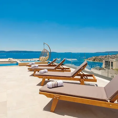 Pearl Villas *
